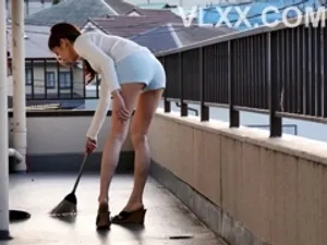 Má trẻ đơn thân bí mật Nắc với bạn thân của con trai mình