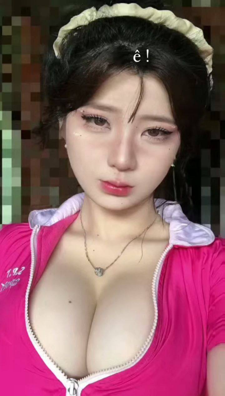 Món quà của má kế vietsub